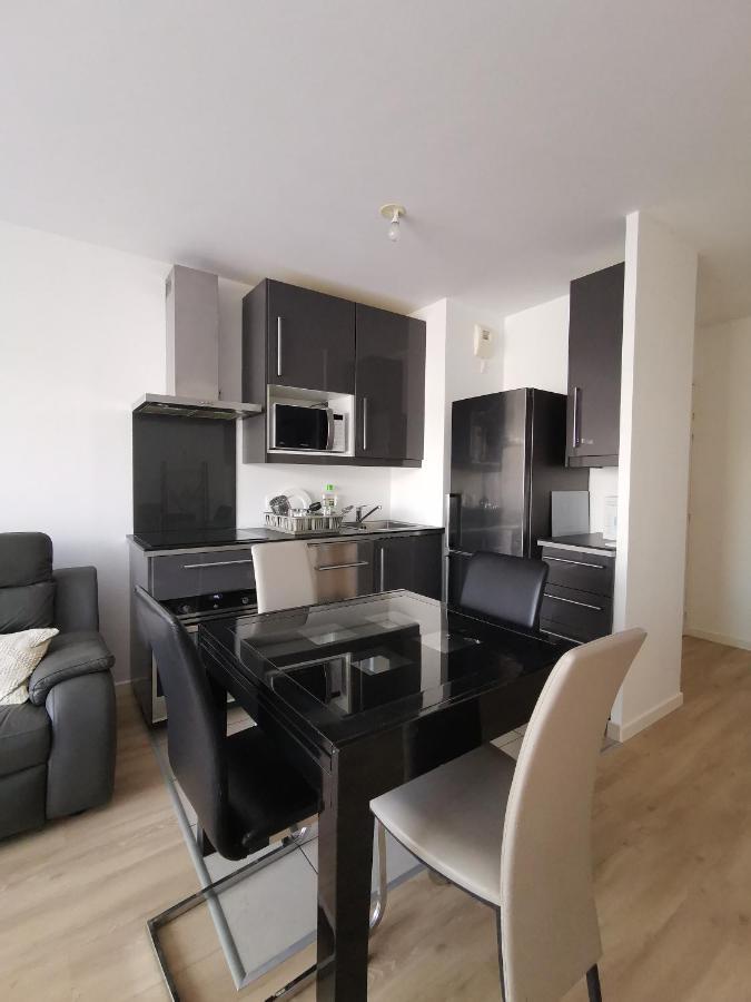 Appartamento Cosy'Part Gold. Bezons Esterno foto